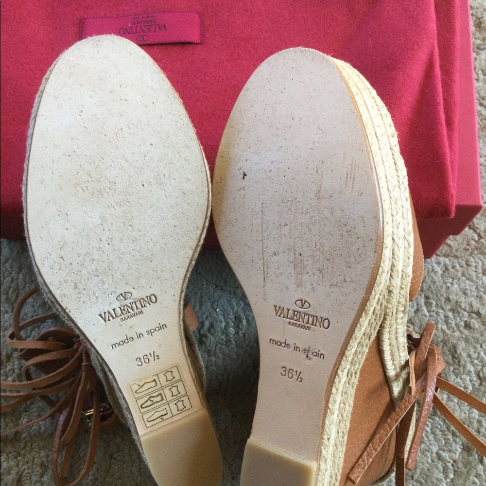 VALENTINO Removable Fringe Wedges - Picture 13 of 14